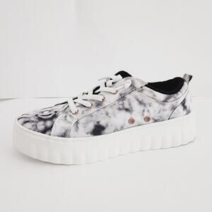 Roxy Woman's Black & White Chunky Platform Tie Dye Sneakers Size 9